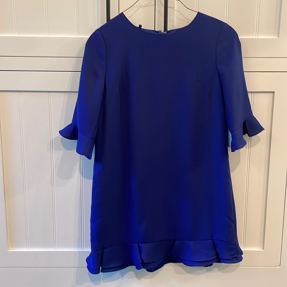 NWT CeCe Ruffle Hem Ruffle Sleeves Size 10 Dress